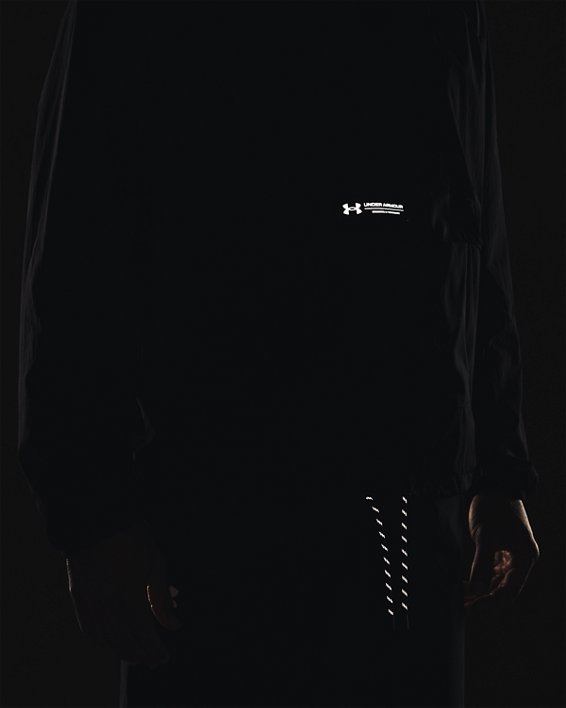 เสื้อแจ็คเก็ตอโนแรคซิปครึ่งตัว UA RUSH™ Woven สำหรับผู้ชาย in Black image number 4